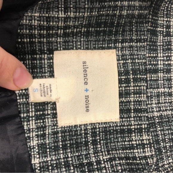 𝅺Urban Outfitters Silence + Noise Tweed One Button Blazer, size S - Picture 10 of 10